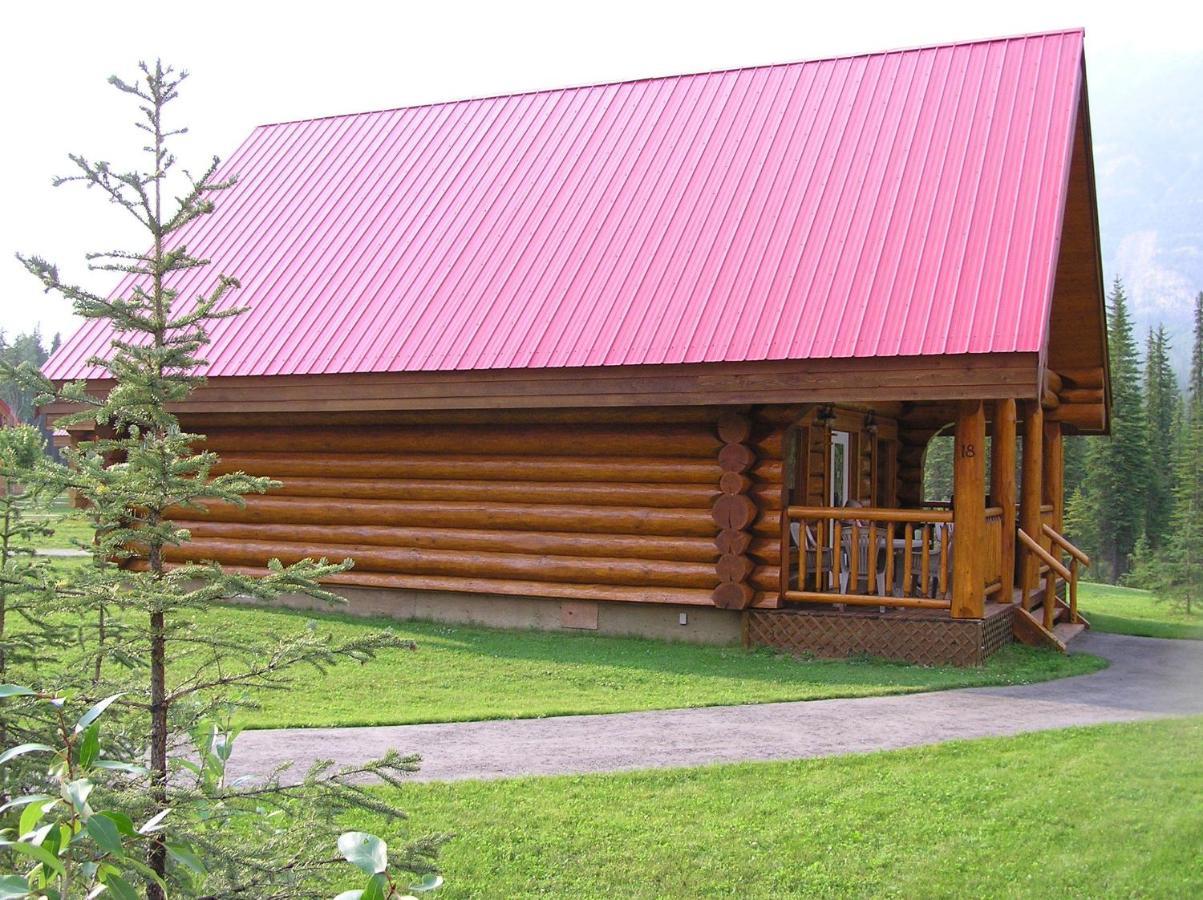 Yoho Chalets Villa Golden Exterior foto